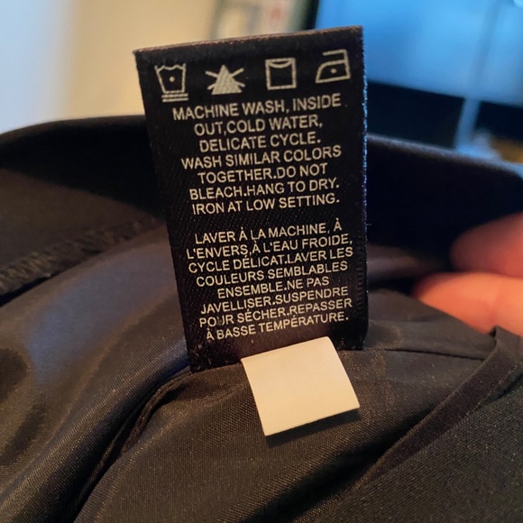 ✨NWT - RW&Co. Black Cocktail Dress with Stretch fabric & zipper back 🔥 🔥 - Picture 8 of 13